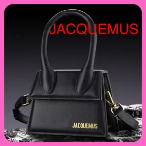 1.28 JACQUEMUS