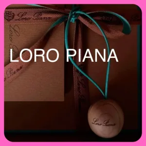 1.31 LORO PIANA