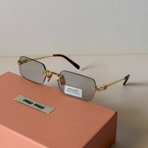 MIU MIU