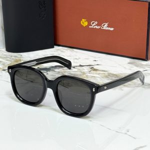 LORO PIANA